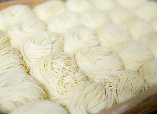 万寿製麺所の麺